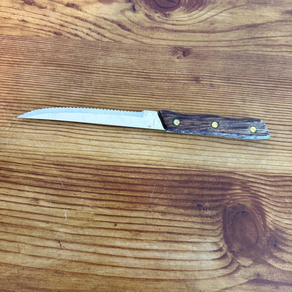 Rogers Stainless Steel Serrated Steak‎ Knife Wood Handle
